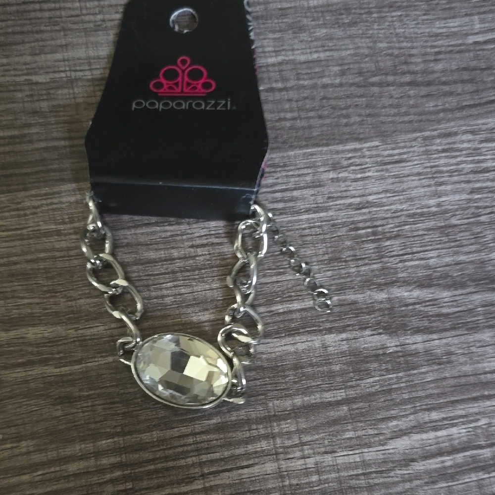 Paparazzi Silver Chain Bracelet with Faceted Centerpiece